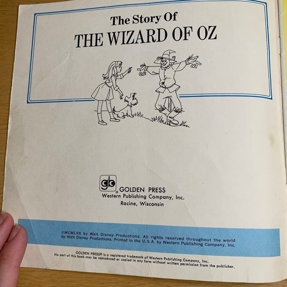 The Wizard Of Oz Book Bundle Of Two Paperback Books Children's And Chapter Book - Picture 3 of 11